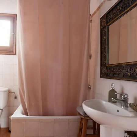 Holiday home Tilos Casa Rural En El Campo. Tordera