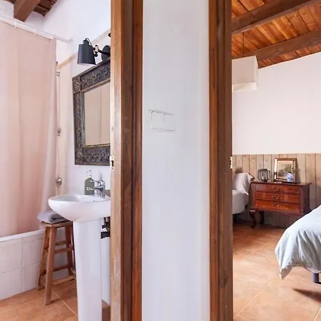 Tilos Casa Rural En El Campo. * Tordera